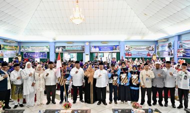 Bupati Bengkalis Lepas 164 CJH Kloter 12 Menuju Madinah
