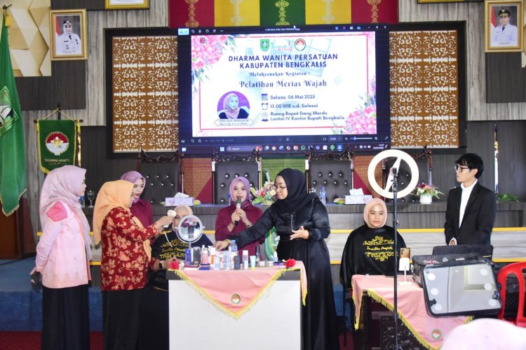 DWP Bengkalis Gelar Pelatihan Merias Wajah