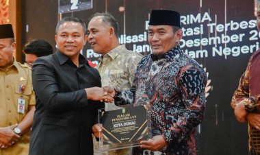 Pemko Dumai Raih Penghargaan Daerah Penyumbang Realisasi Investasi Terbesar Terbaik III di Riau Tahun 2024