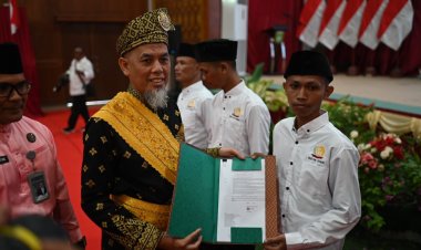 23 Orang Langsung Bebas, Wali Kota H Paisal Serahkan Remisi ke Warga Binaan Rutan Kelas II B Dumai