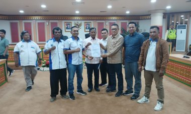 Demo Buruh di DPRD Riau, DPW FSPMI Riau Sampaikan 8 Tuntutan 
