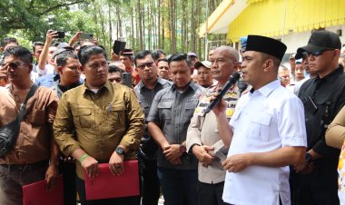 Ketua DPRD Riau Janji Teruskan Tuntutan Warga Pelalawan Soal Relokasi TNTN ke Pusat