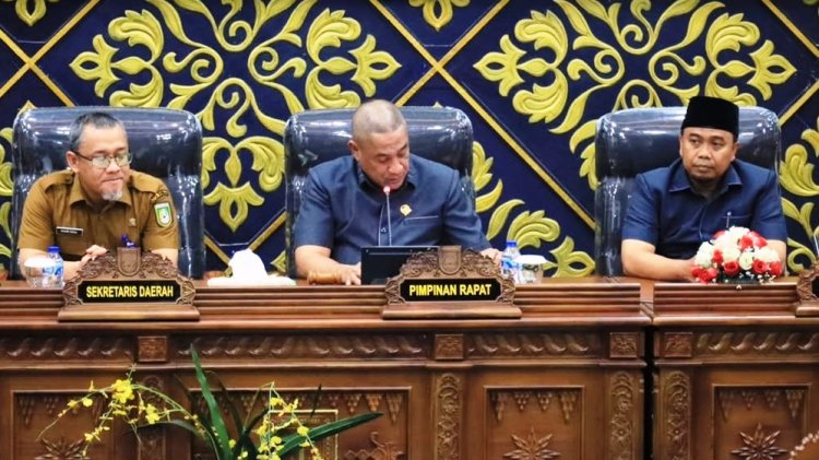 Wakil Ketua DPRD Dumai Johannes MP Tetelepta Pimpin Rapat Kerja Bahas Dua Ranperda Inisitif