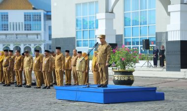 Wawako Pekanbaru Ingatkan ASN Disiplin dan Fokus dalam Melayani Masyarakat, Jadi Pembina Upacara Awal Tahun 2026