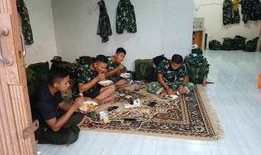 Kehangatan di Tengah Pengabdian, Satgas TMMD Kodim 0301/Pekanbaru Makan Siang Bersama Warga Kelurahan Tuah Negeri