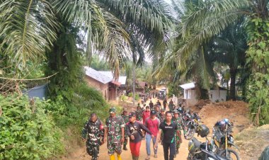 Satgas TMMD ke-127 Kodim 0301/Pekanbaru dan Warga Tuah Negeri Satukan Langkah Bangun Desa