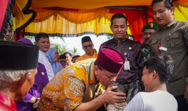 Tradisi Adat Balimau Kasai Kuansing, Bupati Suhardiman Amby Minta Jaga Warisan Leluhur