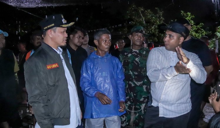 Wako Agung Nugroho Tinjau Sejumlah Kawasan Banjir di Pekanbaru, Akan Aktifkan Pintu Air