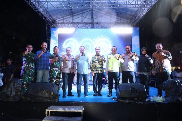 Wako Agung Nugroho Pantau Langsung Situasi Kota Pekanbaru Saat Malam Tahun Baru 2026