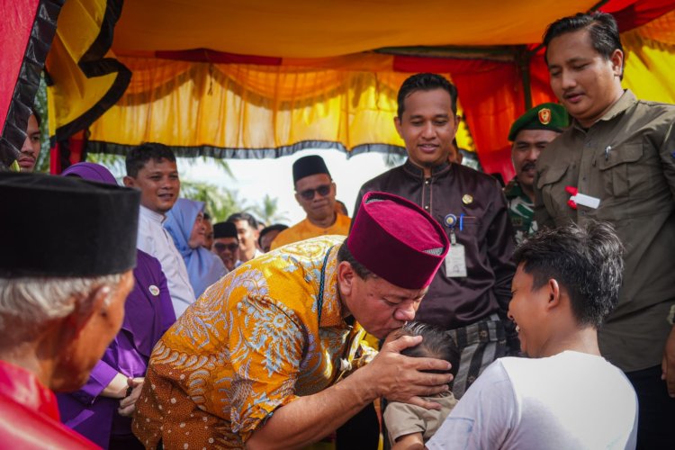 Tradisi Adat Balimau Kasai Kuansing, Bupati Suhardiman Amby Minta Jaga Warisan Leluhur