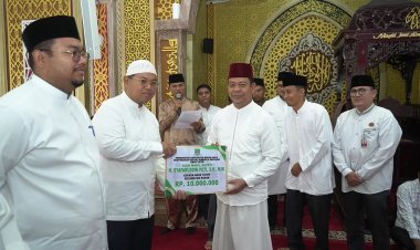 Wabup Rohul Safari di Kabun, Perkuat Silaturahmi dan Salurkan Bantuan