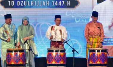 Ketua DPRD Pekanbaru Hadiri Pawai Gema Takbir Iduladha 1447 H