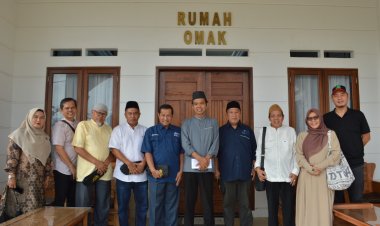 Dikunjungi Panitia HUT ke-6 JMSI Riau, UAS: JMSI Berperan Besar Cerahkan Umat