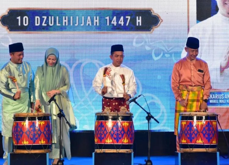 Ketua DPRD Pekanbaru Hadiri Pawai Gema Takbir Iduladha 1447 H