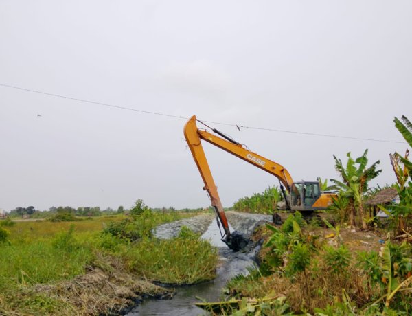 Gerak Cepat Bupati Rokan Hilir, Perintahkan Kadis PUPR Intensifkan Normalisasi Drainase